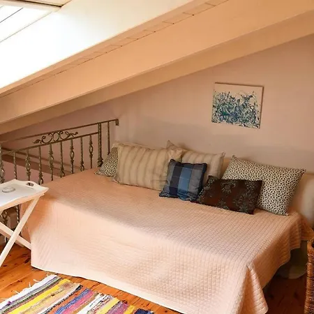 Holiday home At The Foot Of Acropolis. *
