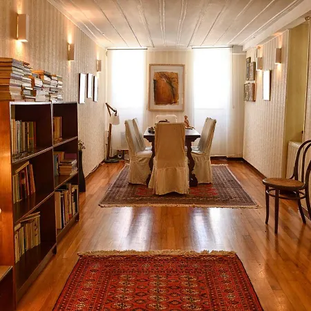 Tatil Evi At The Foot Of Acropolis.